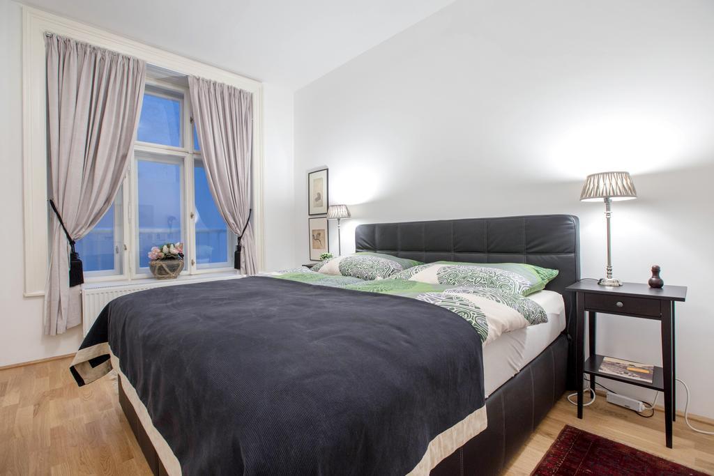 Apartment Schottenring Viena Quarto foto